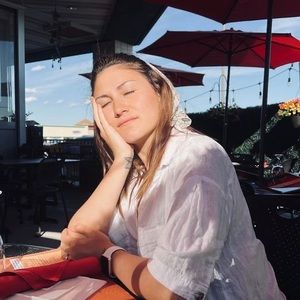 Meet your Posher, Begüm melisa